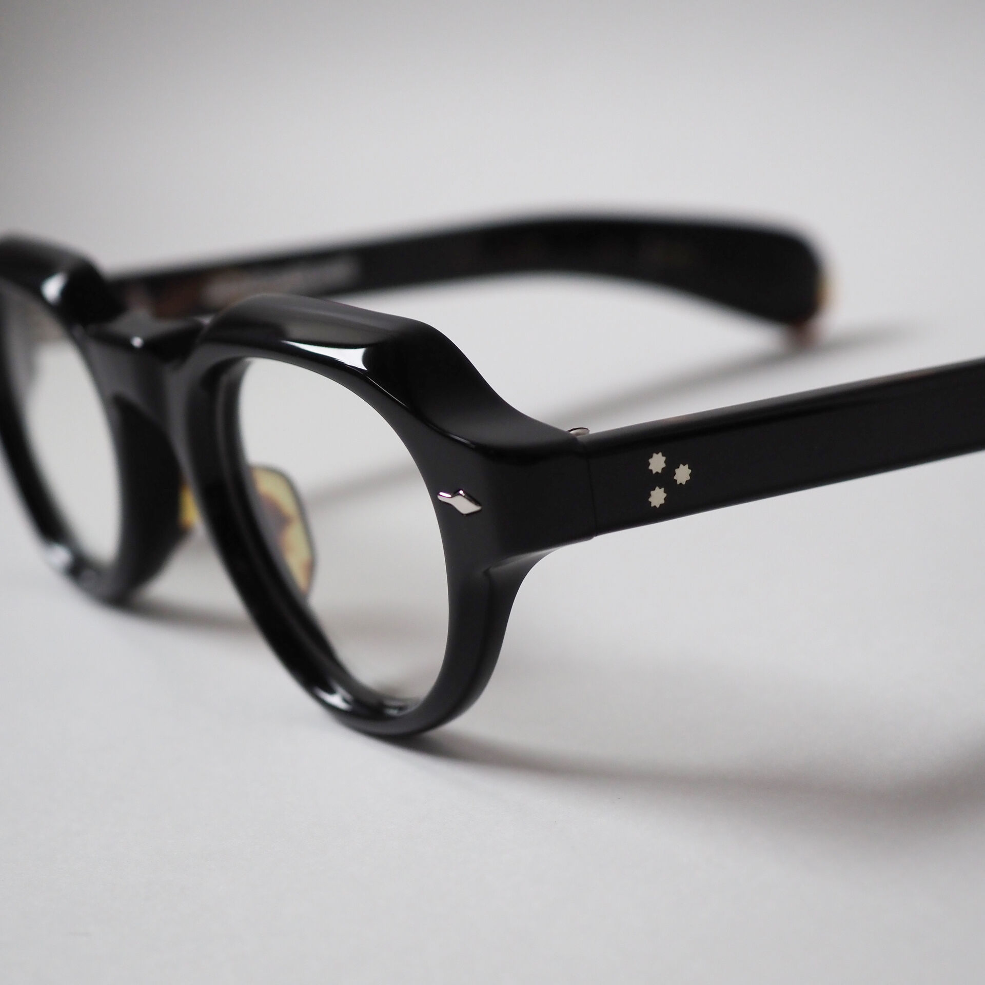 81268F91-3E69-4329-8140-D2D9924602B7