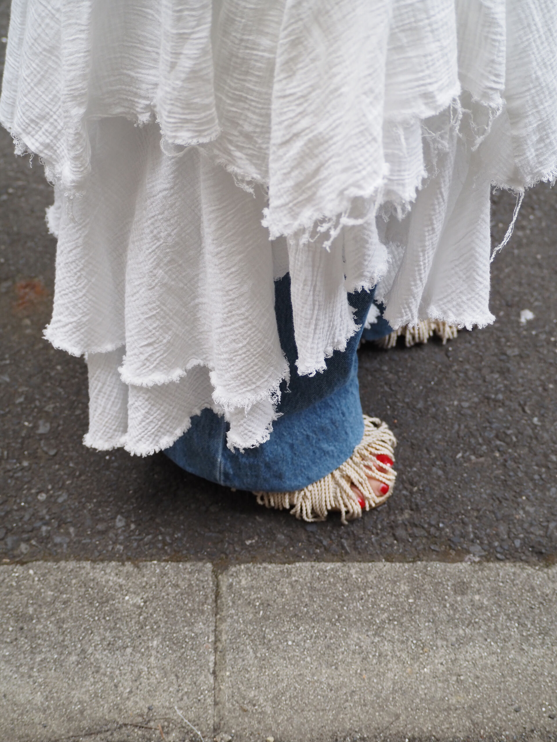 B8ADD15B-9AC1-4A80-B413-D498B23321DC